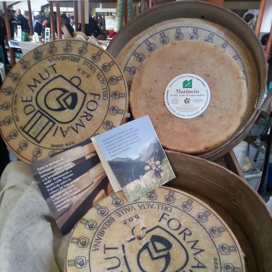 4-Hour Bergamo Highlights Tour with Città Alta and Cheese Tasting