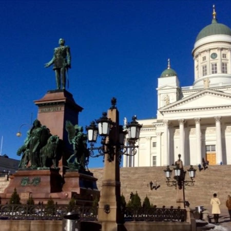 6-Hour Porvoo and Helsinki Highlights Tour with Café Regatta