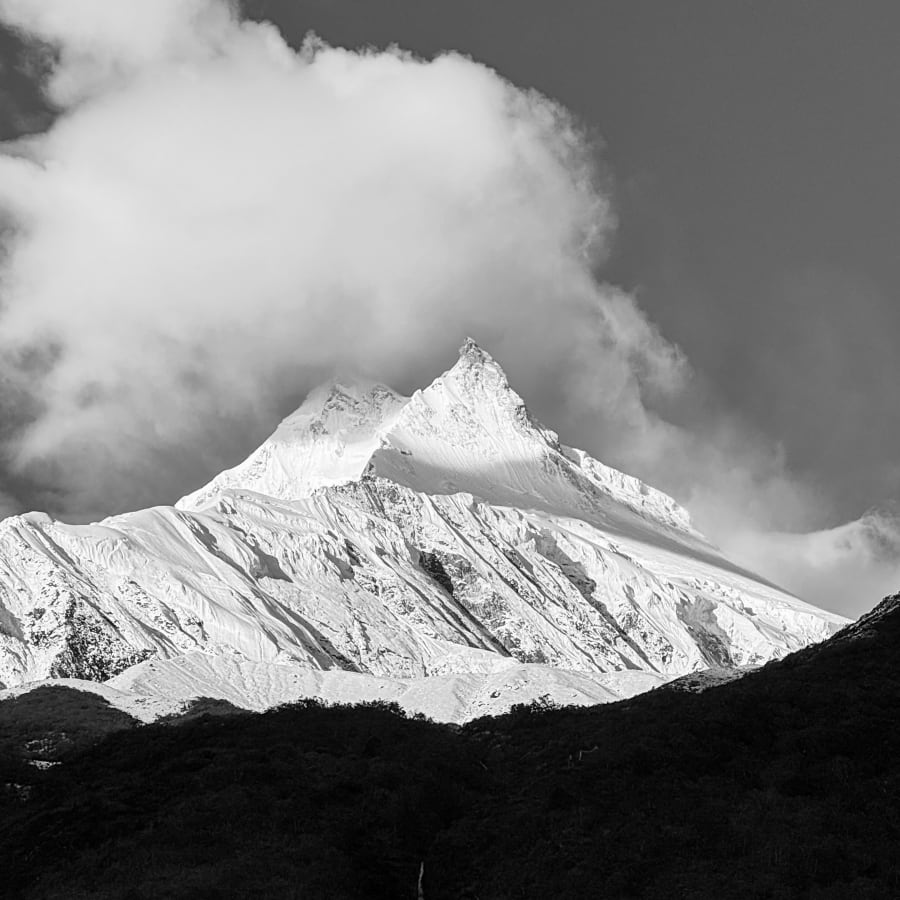 14-Day Manaslu Circuit Trek in Nepal with Larkya La Pass