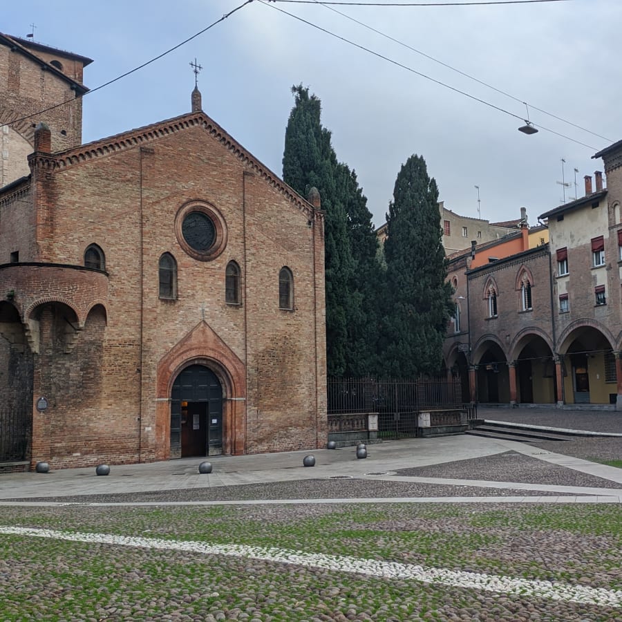 2-Hour Bologna Walking Tour with Local Food and City Tips