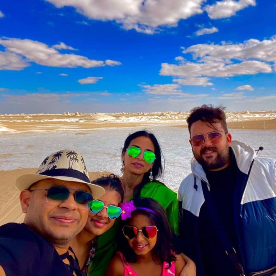 2-Day White Desert Adventure from Cairo with Bahariya Oasis Camping