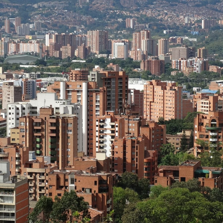 5-Day Medellín Culture Tour with Comuna 13 and Santa Elena
