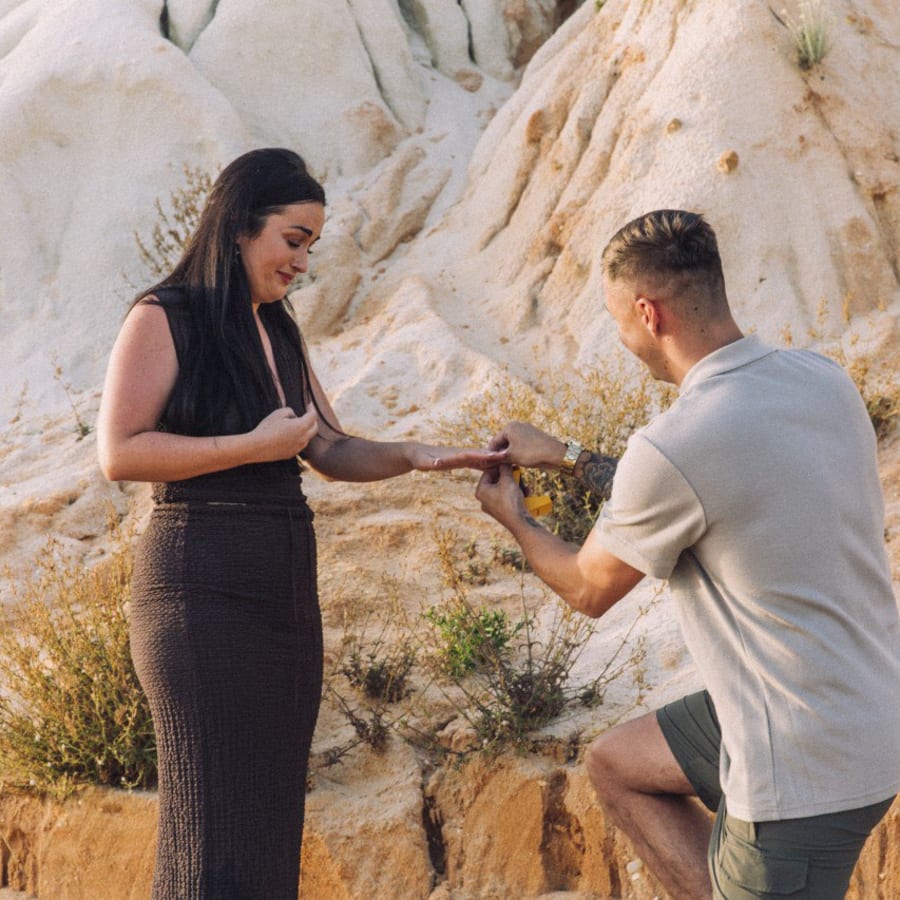 1-Hour Proposal Photography Session in Albufeira with Edited Photos