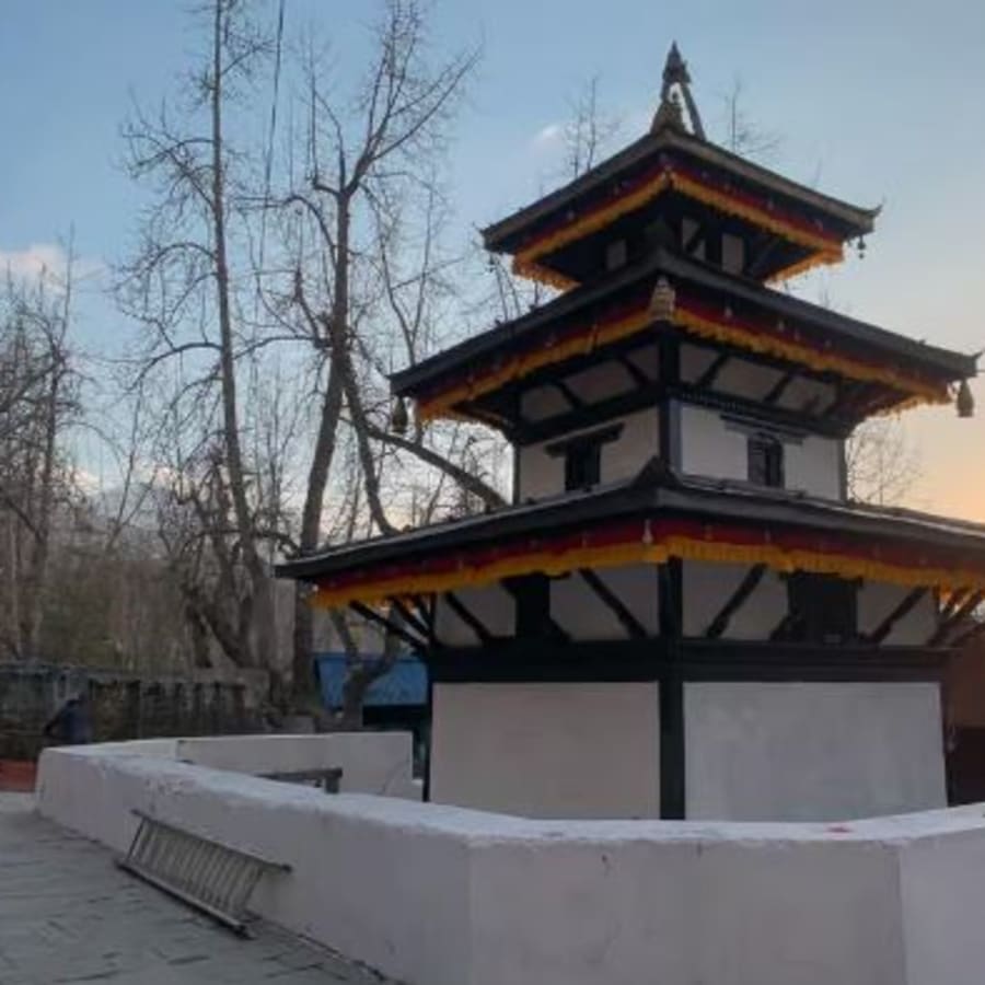 3-Day Jomsom and Muktinath Tour with Flights via Kagbeni