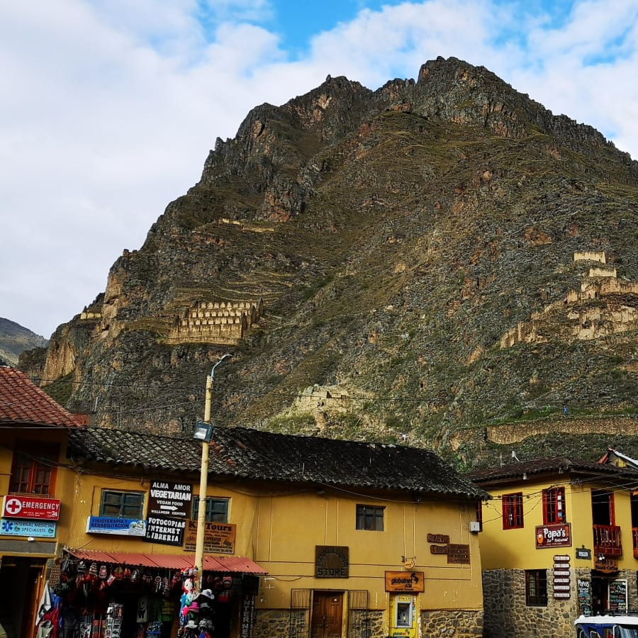 3-Hour Private Walking Tour of Ollantaytambo with Inca History