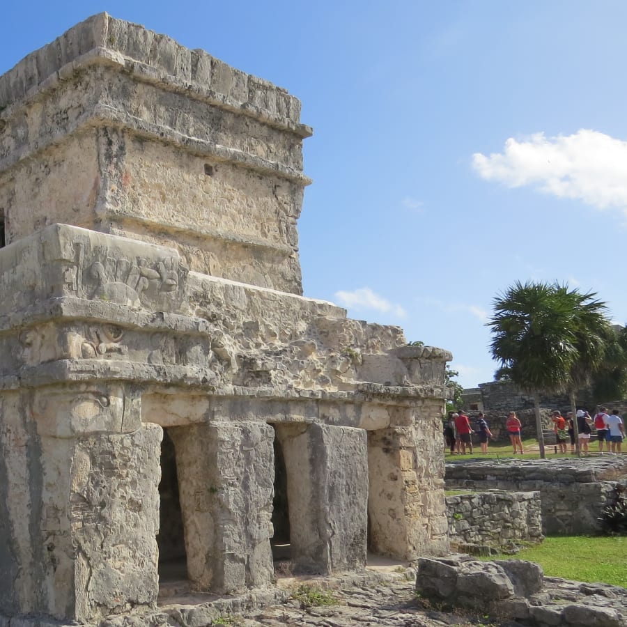 12-Hour Tulum and Coba Tour with Cenote Swim and Early Access