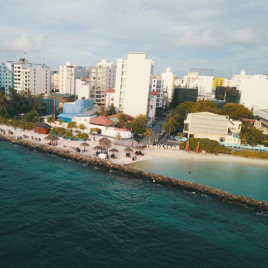 2-Hour Bike Tour of Malé with 18 City Landmarks
