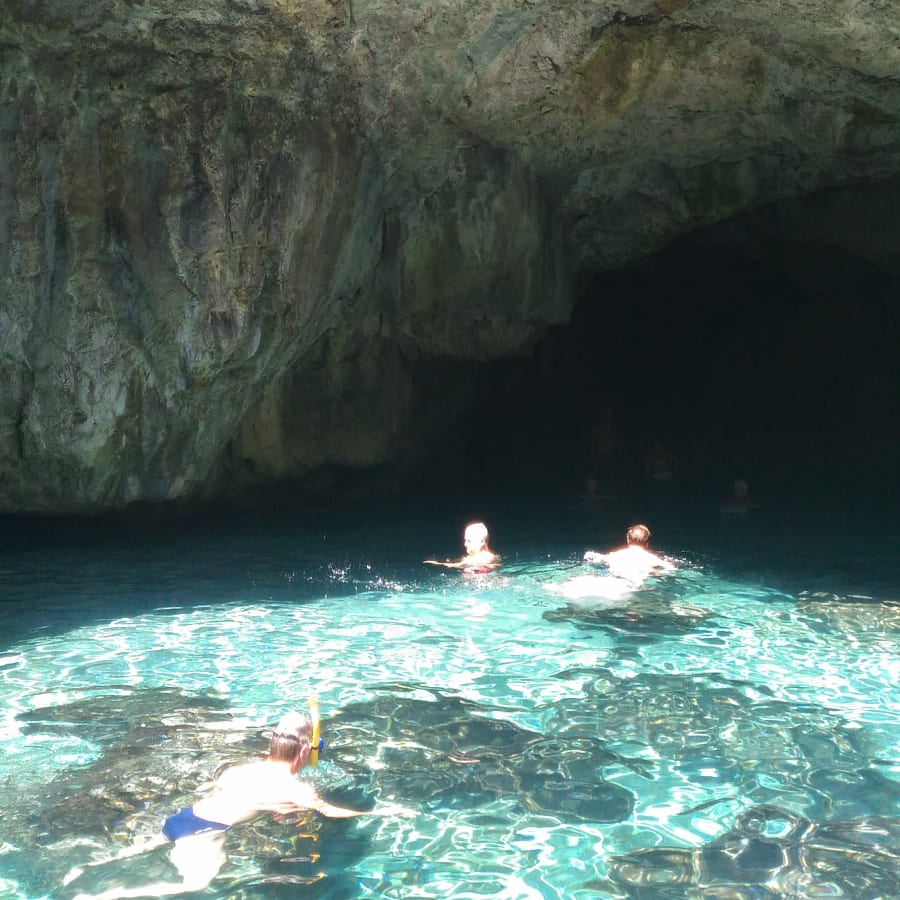 8-Hour Boat Tour of Favignana and Levanzo with Lunch on Board