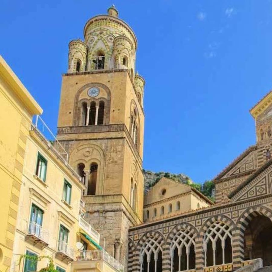 8-Hour Amalfi Coast Drive from Sorrento with Positano and Ravello