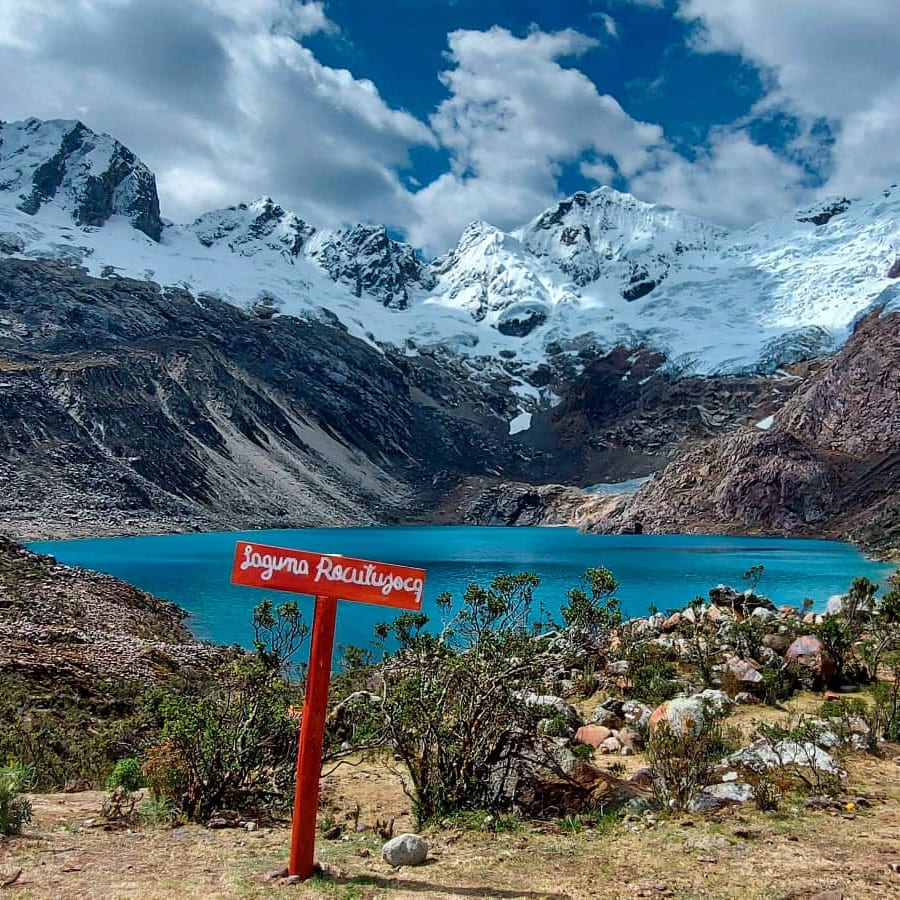 1-Day Hike to Rocutuyocq Lagoon from Huaraz with Frozen Lagoon