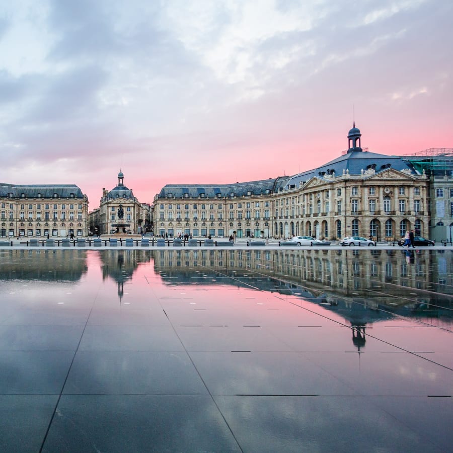 2.5-Hour Private Bordeaux Walking Tour with Old Town Highlights
