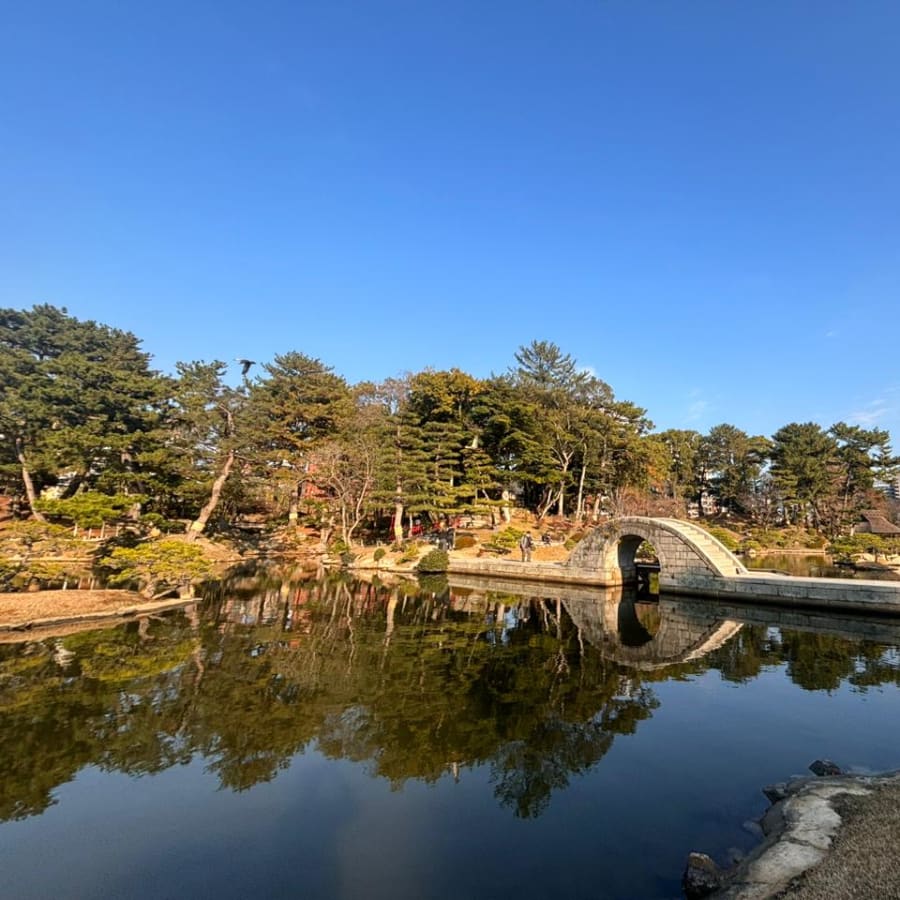 3-Hour Hiroshima History Walking Tour with Peace Park and Castle