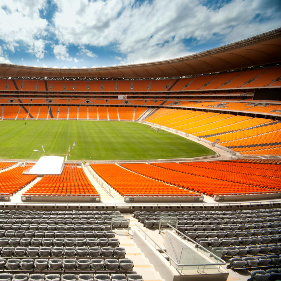 7-Day Victoria Falls and Chobe Safari with Soweto Tour