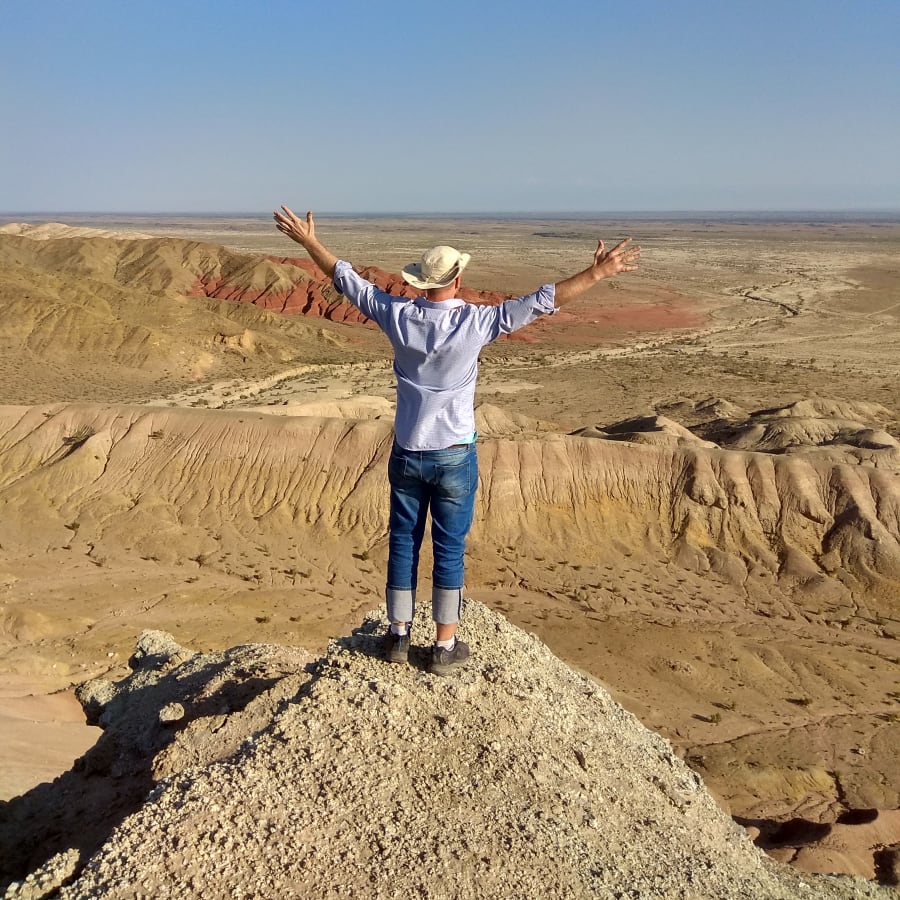 2-Day Altyn Emel National Park Tour with Singing Barkhan and Aktau