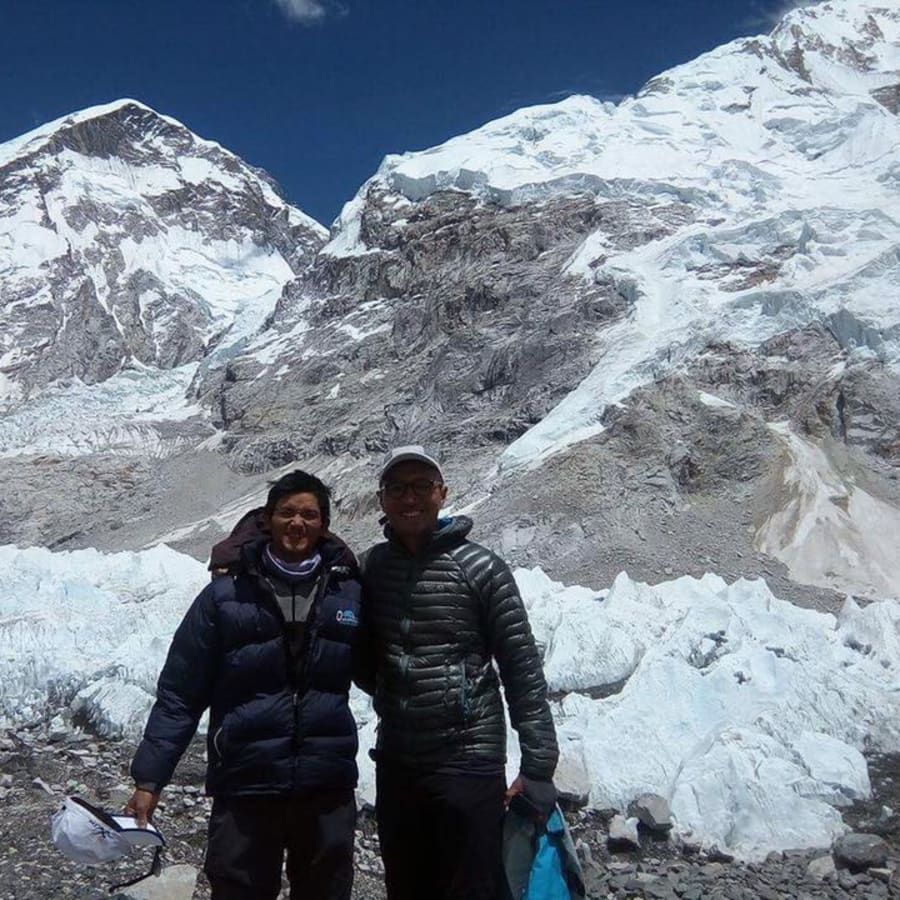 15-Day Everest Base Camp Trek in Nepal with Kala Patthar Sunrise