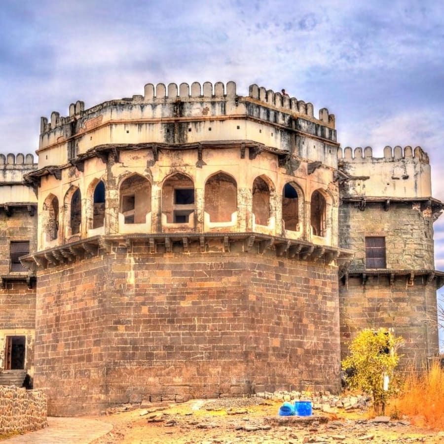 10-Day Spiritual Tour of Maharashtra from Mumbai with Ajanta and Ellora