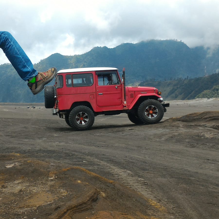 3-Day Java Volcano Trek with Bromo Sunrise and Ijen Crater