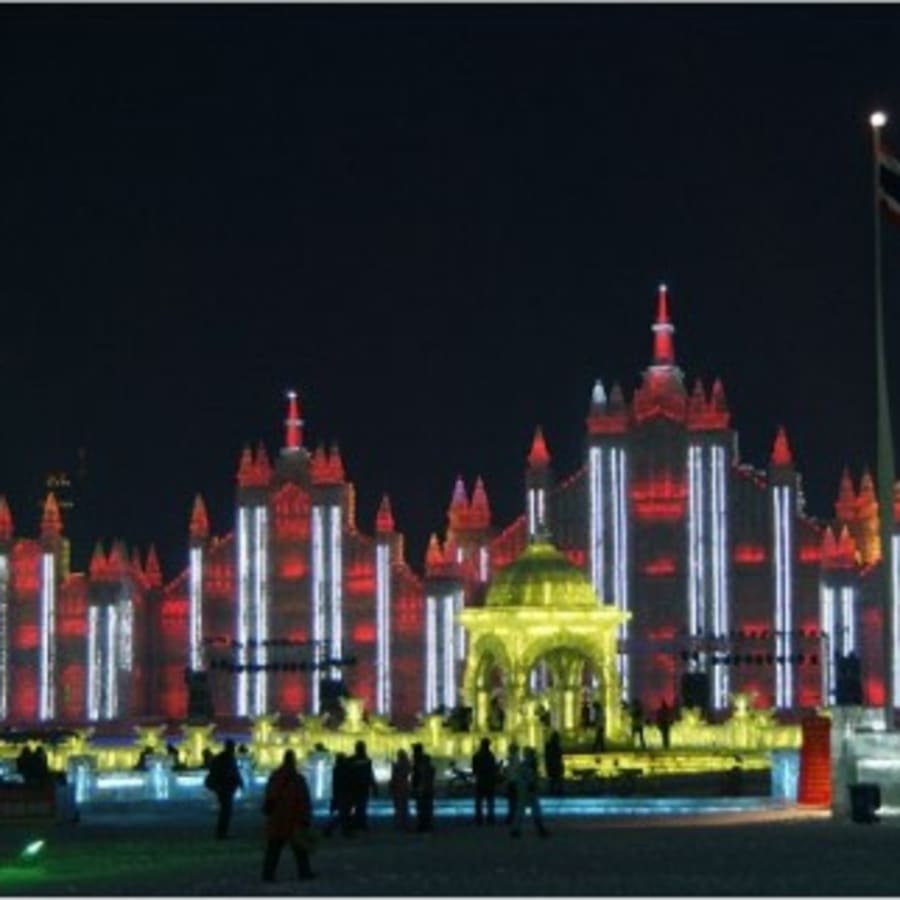 8-Hour Harbin Ice Festival Tour with Songhua River Swimming Show
