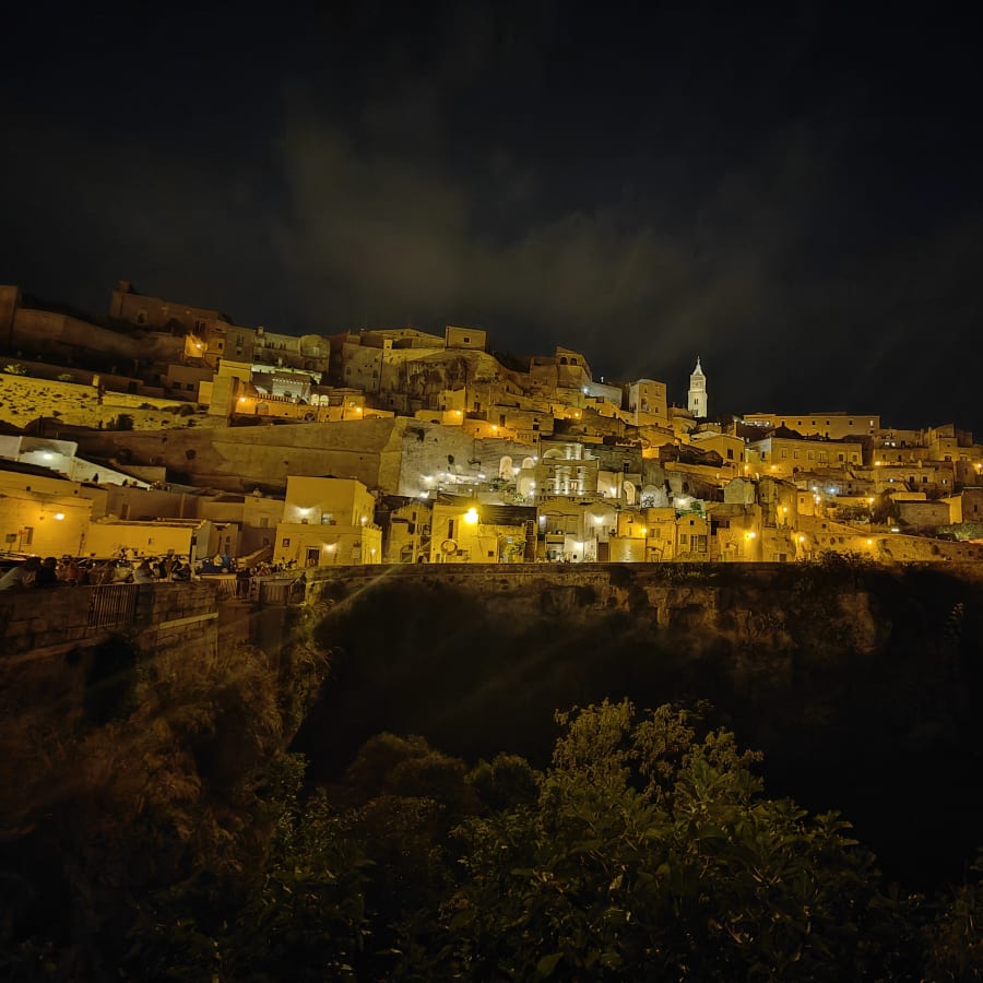 2-Hour Matera Sassi Tour through the City of Caves