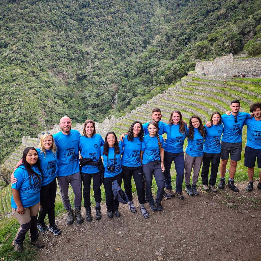2-Day Short Inca Trail Hike to Machu Picchu with Sun Gate Entry