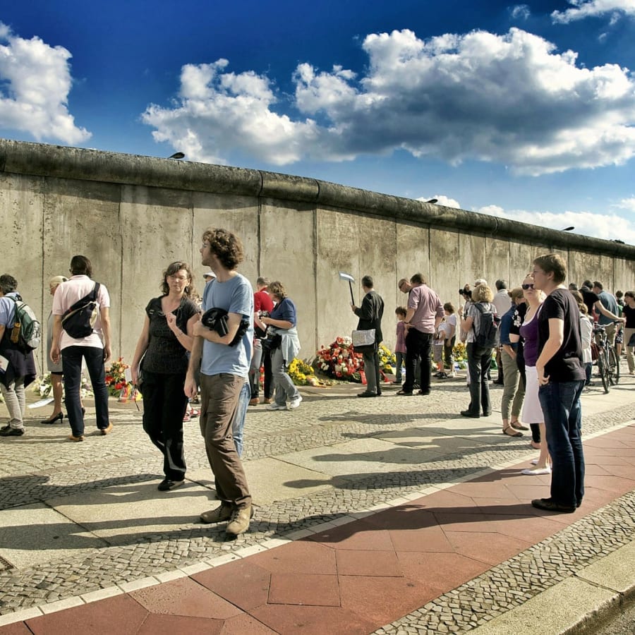 3-Hour Berlin Wall Walk in Berlin with Potsdamer to Leipziger Platz