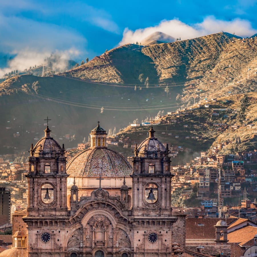 9-Day Peru Tour to Machu Picchu and the Amazon Rainforest