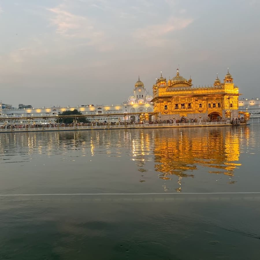 Full-Day Amritsar Tour with Golden Temple and Wagah Border Ceremony