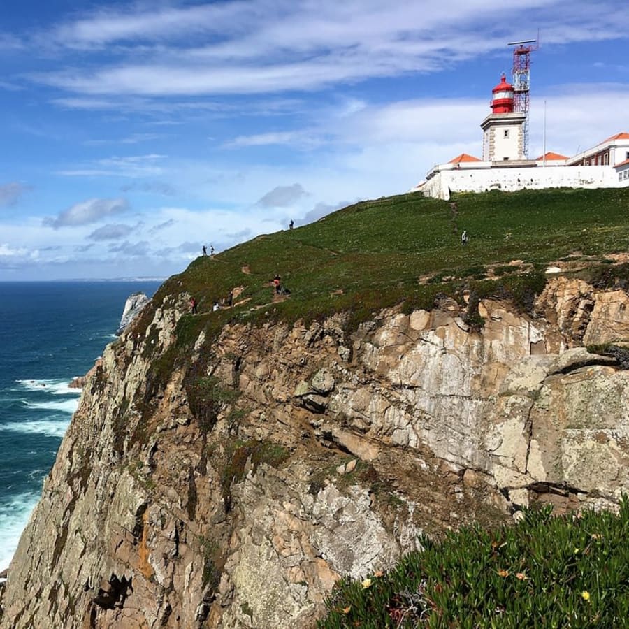 8-Hour Private Sintra Tour with Pena Palace and Cape Roca