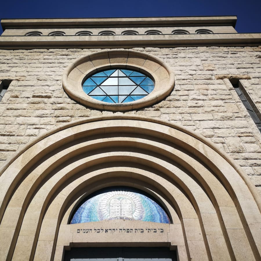 7-Hour Jewish Heritage Tour in Genova with Synagogue and Staglieno