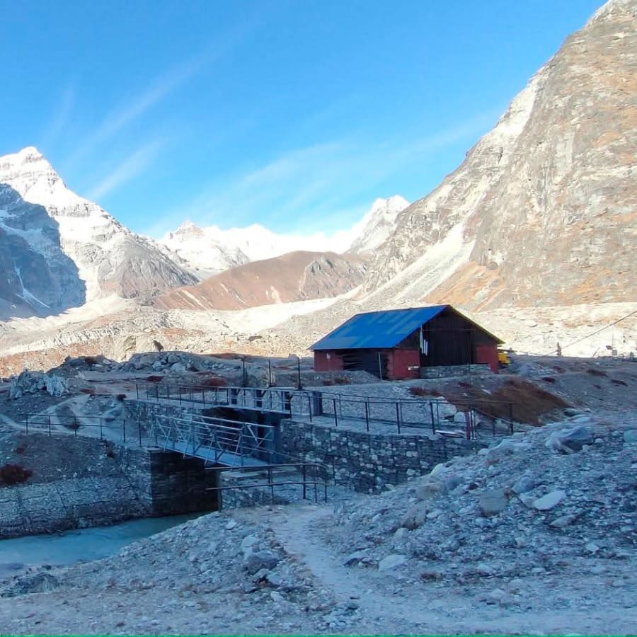 17-Day Rolwaling Tashi Lapcha Trek through Rolwaling and Khumbu