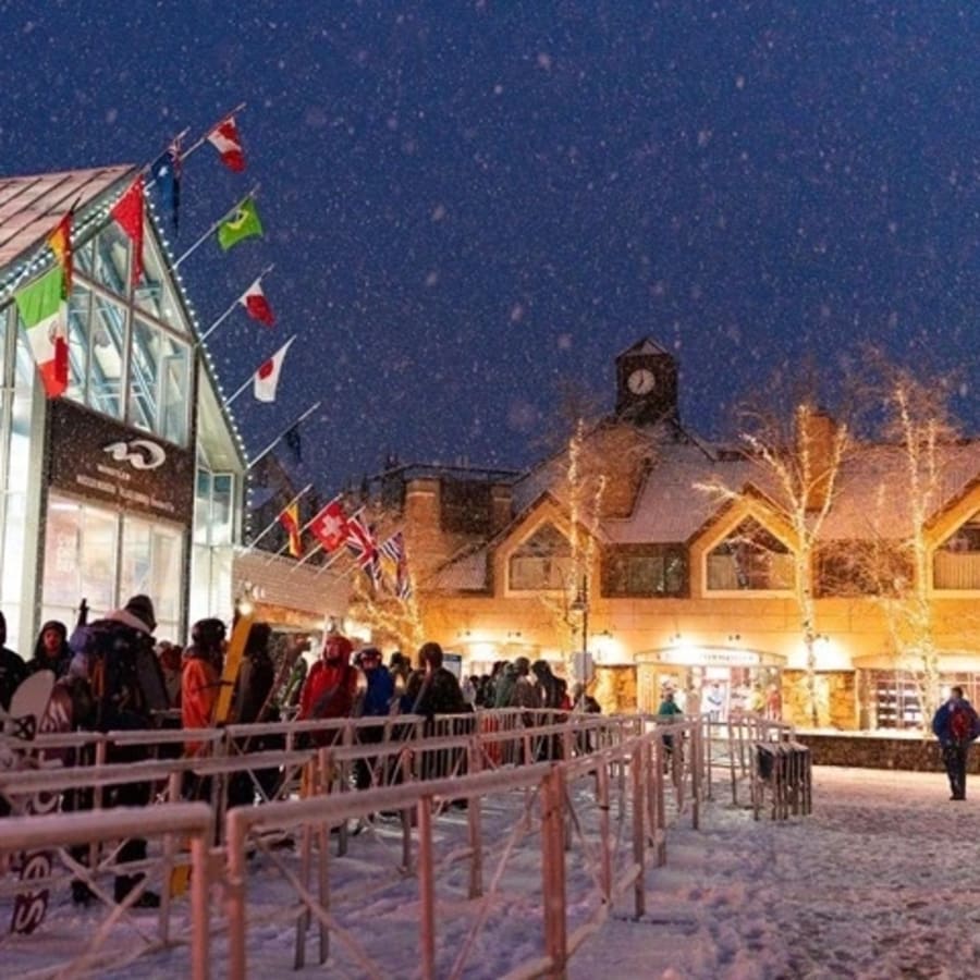 4-Day Whistler, Salmon Arm and Kelowna Tour from Vancouver