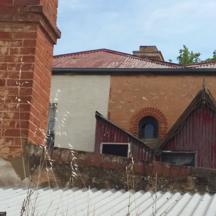 2-Hour North Adelaide Heritage Walk with Historic Homes and Priory