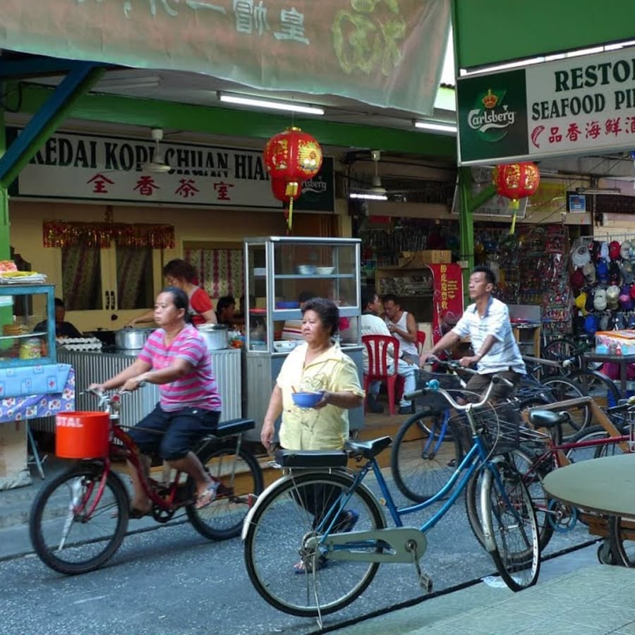 8-Hour Pulau Ketam Island Tour from Kuala Lumpur with Blue Mosque