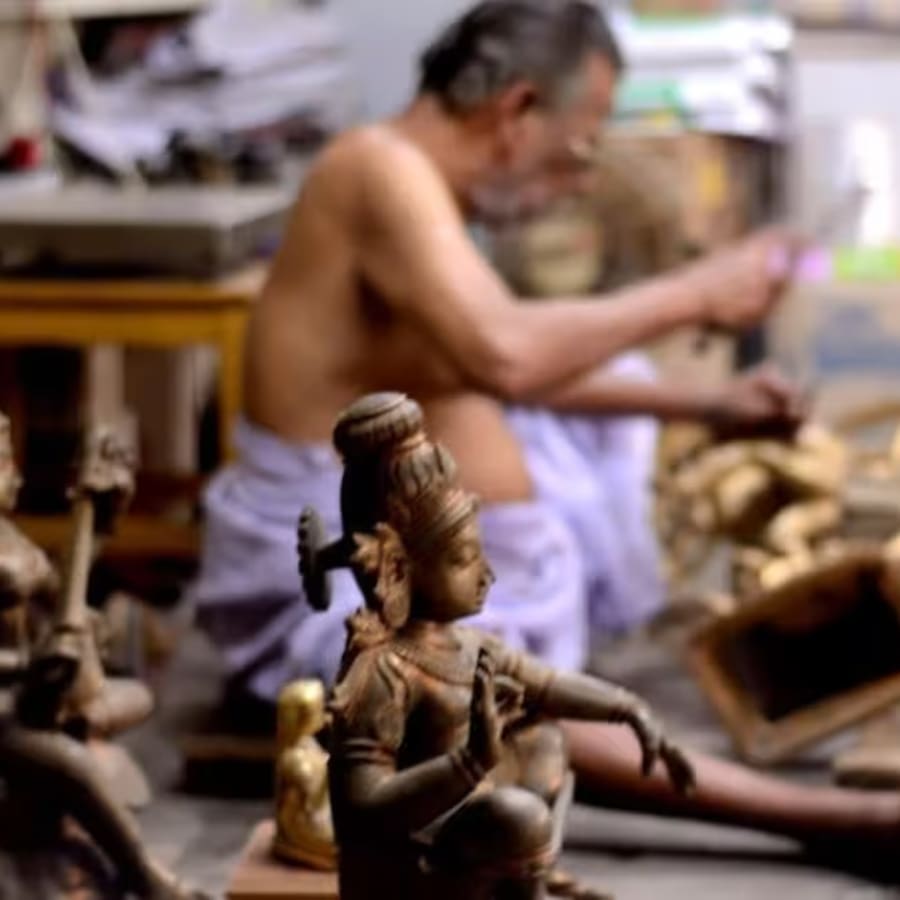 15-Hour Chola Heritage Tour from Pondicherry with UNESCO Temples