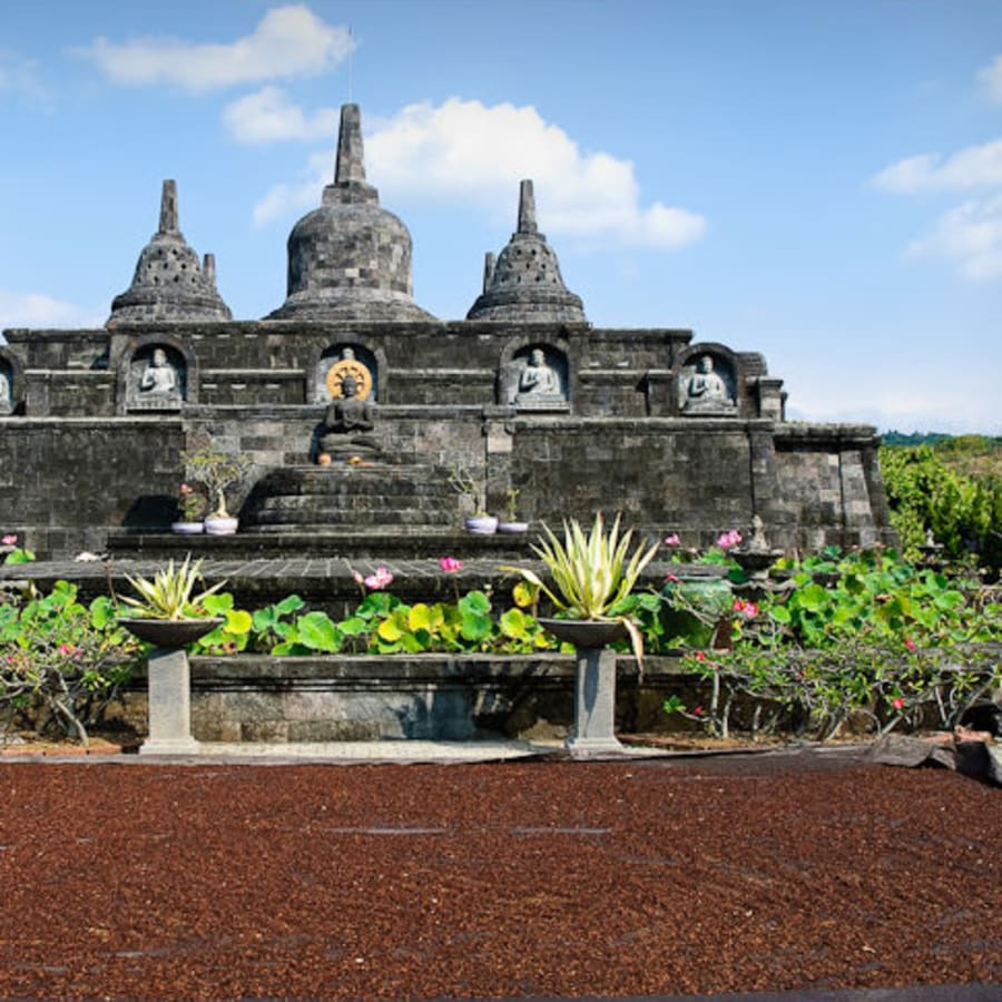 Full-Day Bali Sightseeing Tour with Lovina Beach Dolphin Spotting