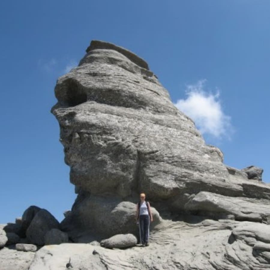 6-Day Bucegi Mountains Trekking Tour with Brașov, Sinaia and Bran