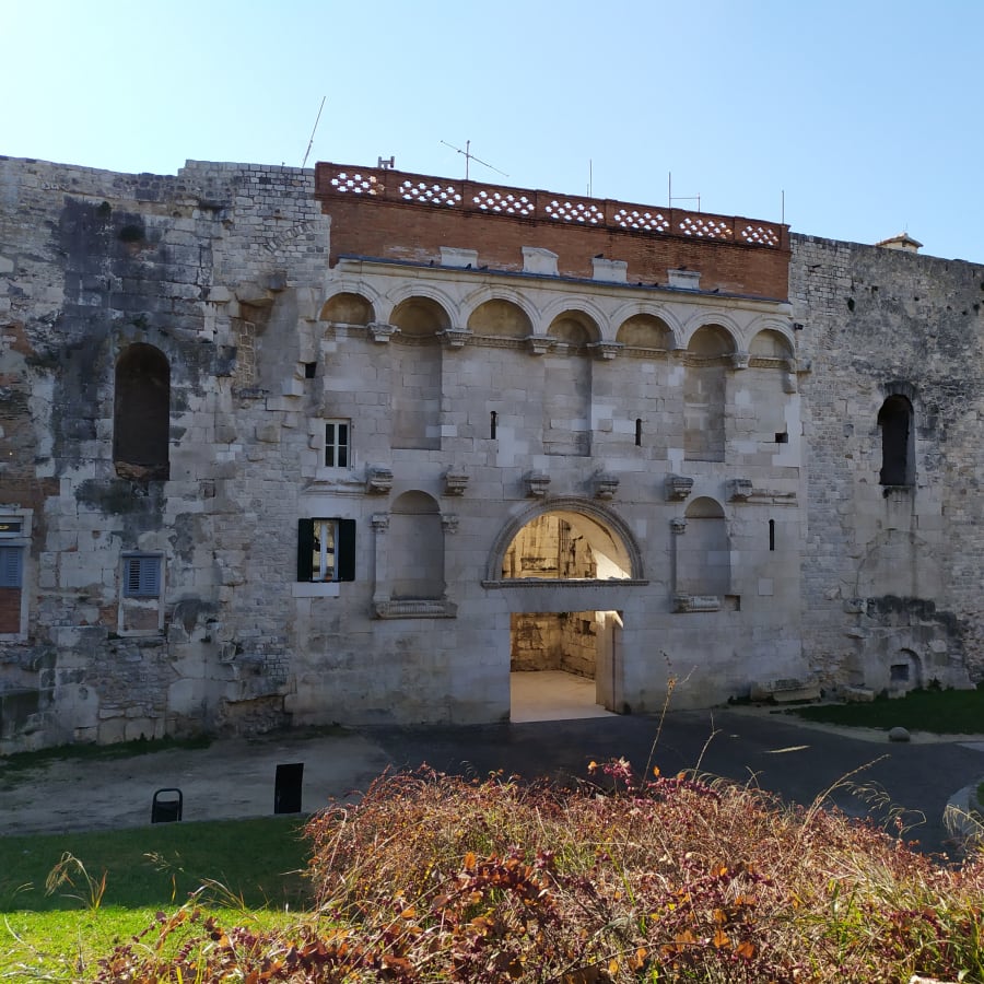 2-Hour Split History Walking Tour with Diocletian's Palace
