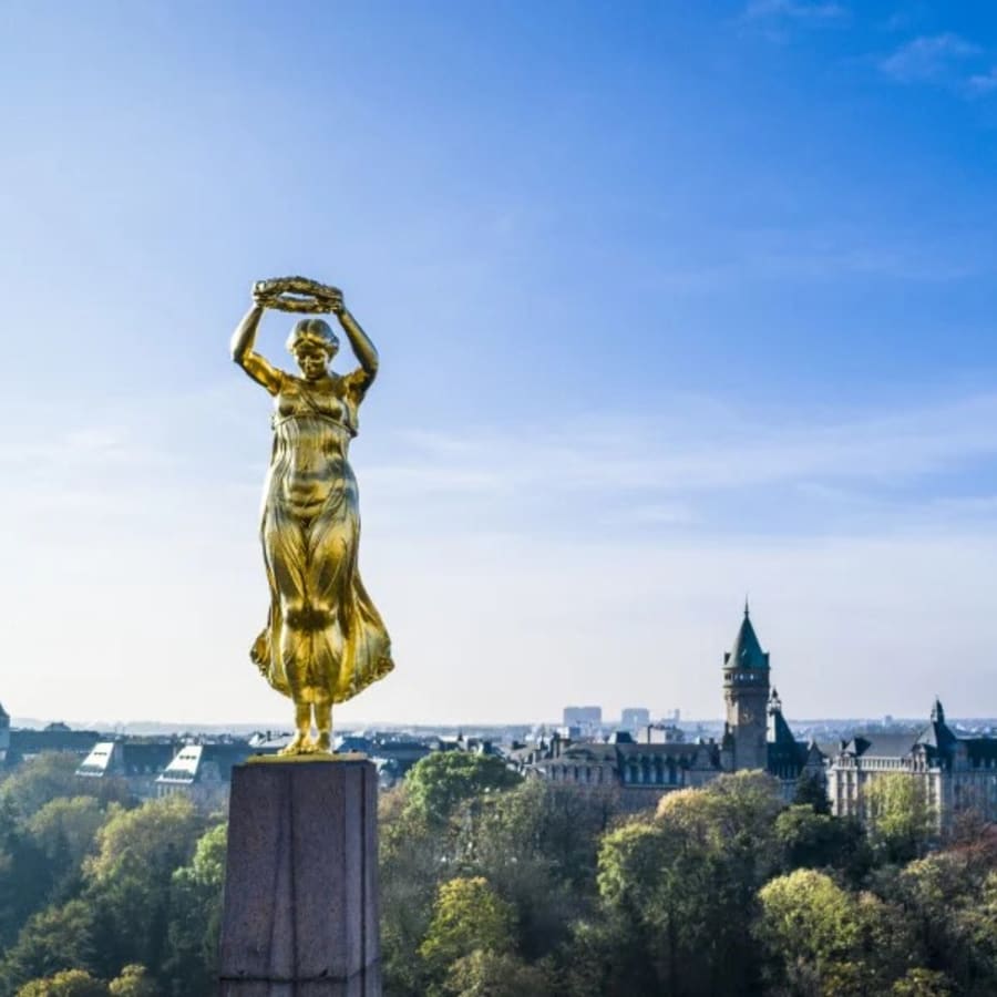 4-Hour Luxembourg City Tour with Grand Ducal Palace and Corniche