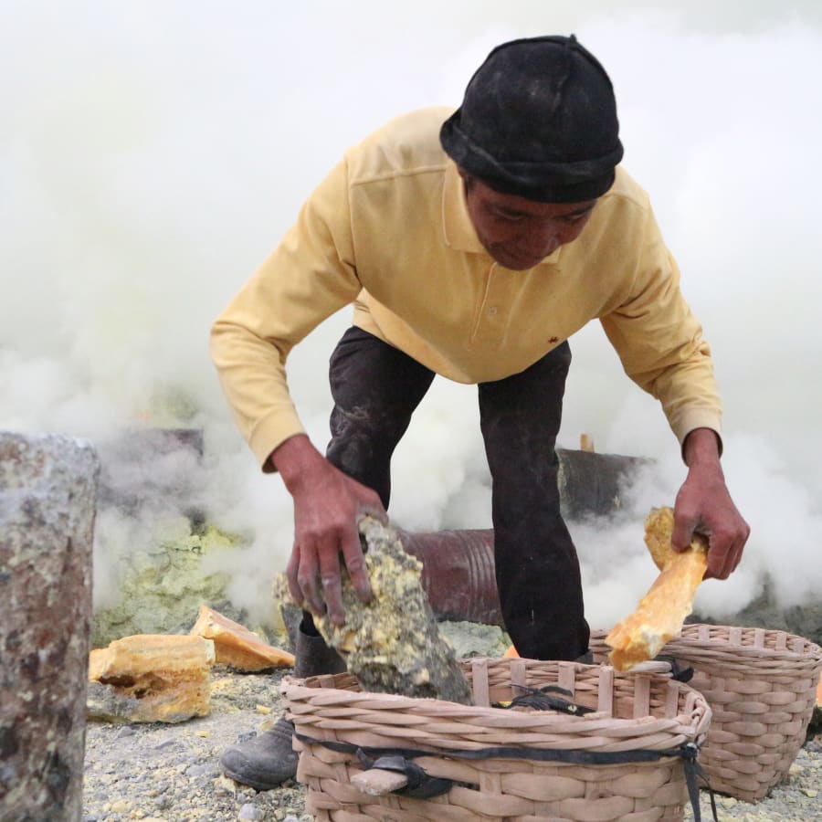 3-Day Mount Bromo and Ijen Crater Trek with Sunrise Experience