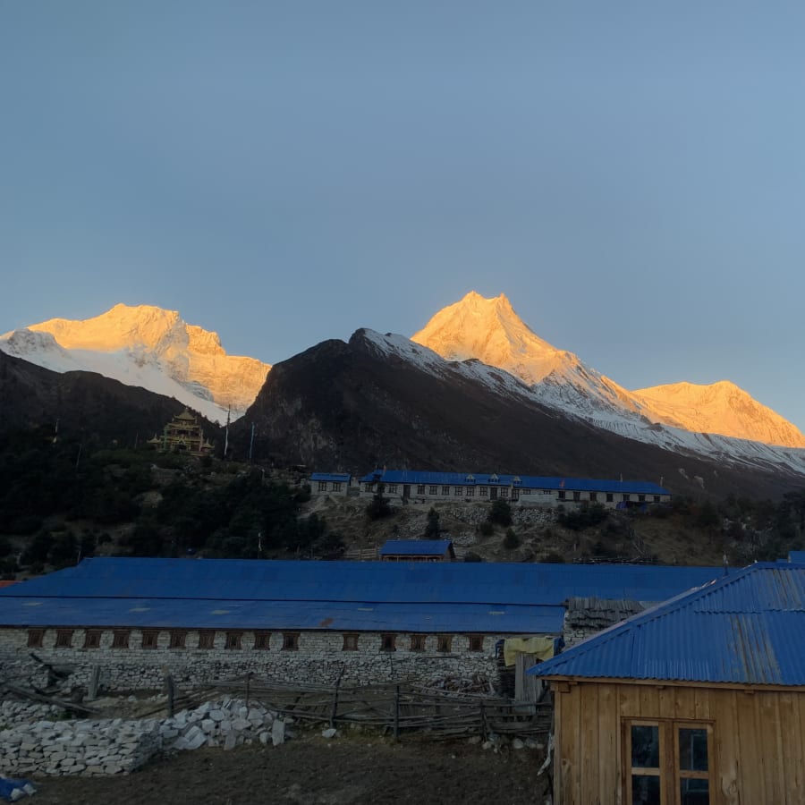 14-Day Manaslu Circuit Trek in Nepal with Larkya La Pass