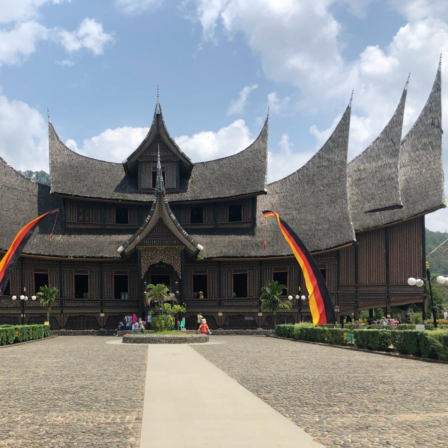 Full-Day in Padang: Unveiling Hidden Gems and Culinary Delights
