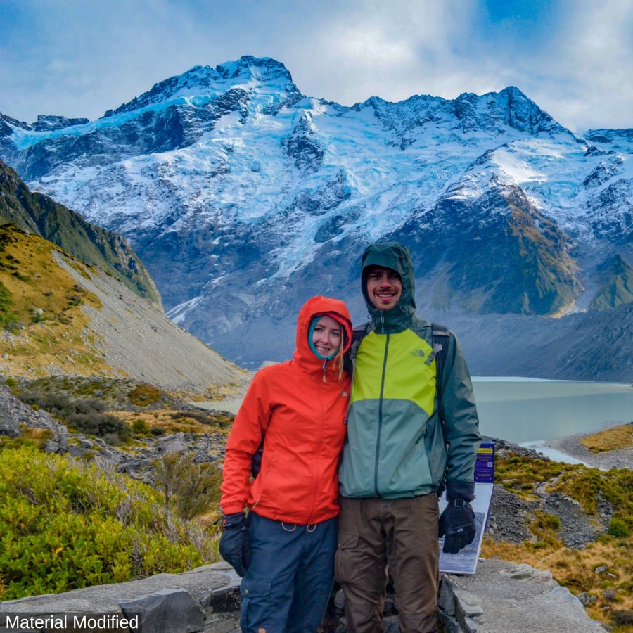 9-Day New Zealand Adventure Tour with Scenic Flights and Glacier Hike