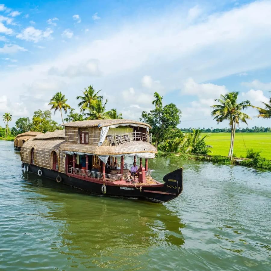 10-Day India Tour through Delhi, Agra, Andaman Islands and Kerala