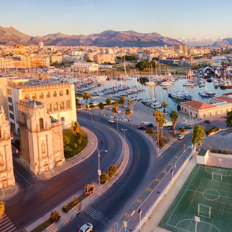 4-Hour Kalsa Walk in Palermo with Gourmet Sicilian Lunch