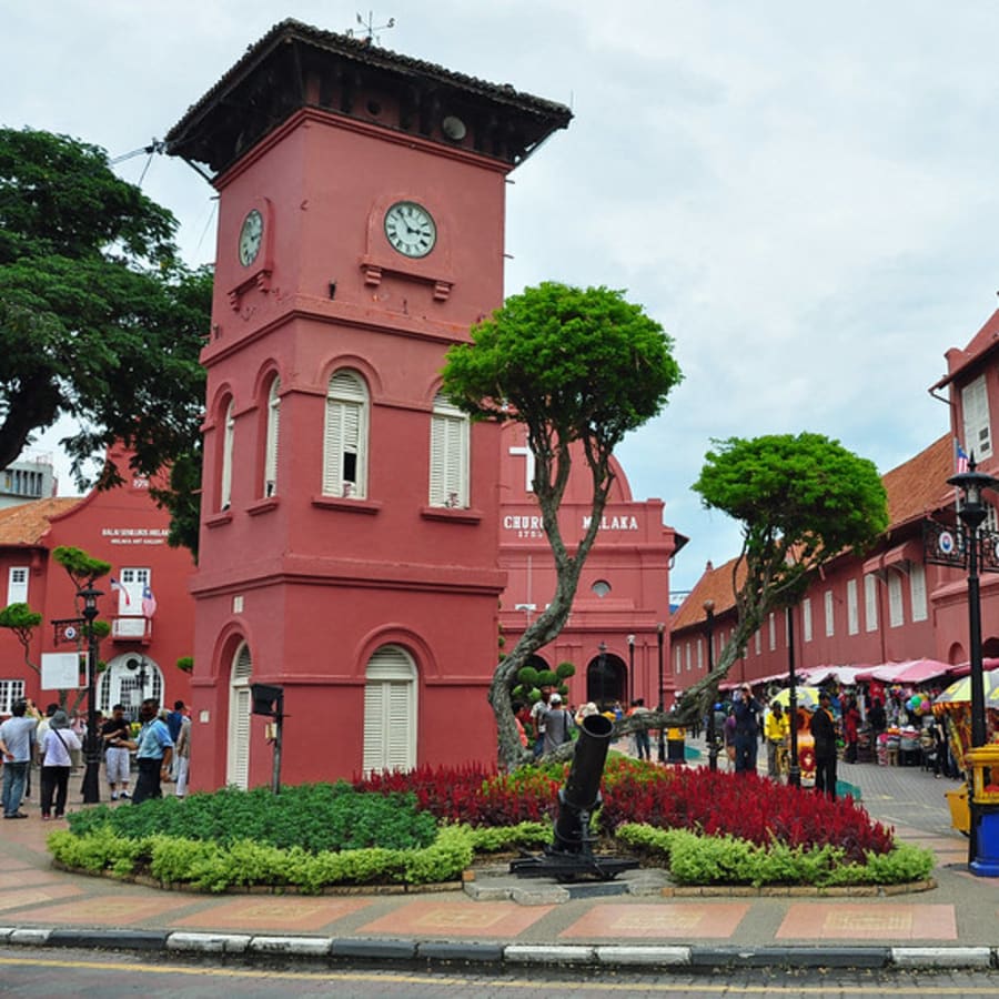 8-Hour Malacca Sightseeing Tour with Sacred Sites and Heritage Streets