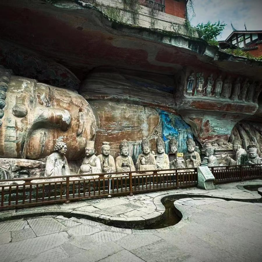 1-Day Wulong Karst or Dazu Rock Carvings Tour from Chongqing