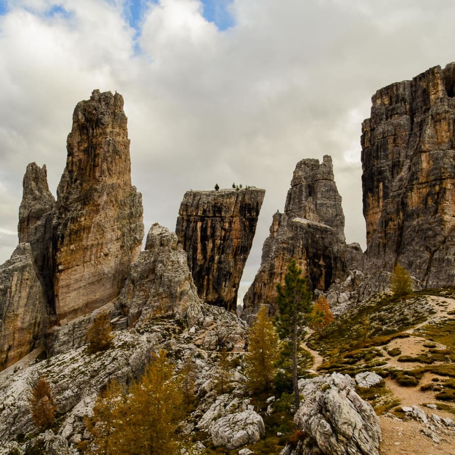 1-Day Hike from Passo Giau to Rifugio Nuvolau with Dolomite Views