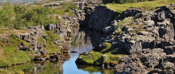Full-Day Lava Tube Caving Tour in Pingvellir with Þingvellir