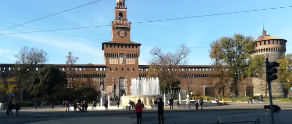 3-Hour Walking Tour of Milan with Duomo and Sforzesco Castle