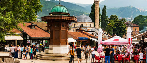 2-Hour Sarajevo Architectural Tour with Baščaršija and Latin Bridge